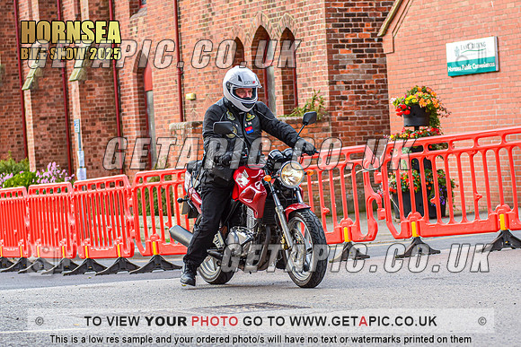 TW2508-004_LOGO_ON_PHOTO