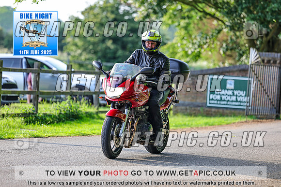 PR2506-07130_LOGO_ON_PHOTO