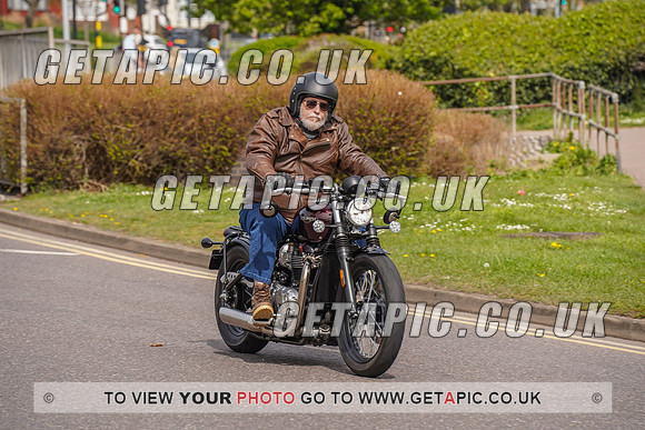 RS2204_6828