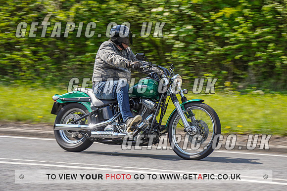 RS2204_12544