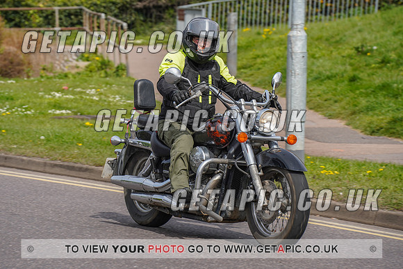 RS2204_6844