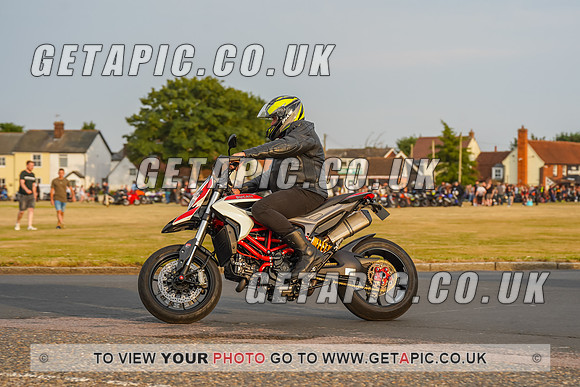 RS2207_9195