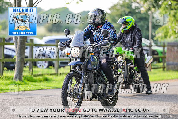 PR2506-07901_LOGO_ON_PHOTO