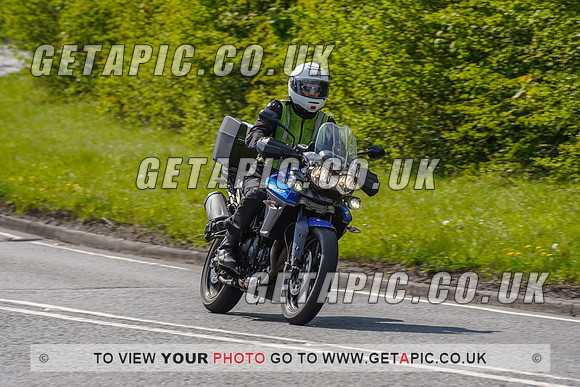 RS2204_12563