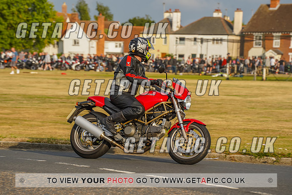 RS2207_8653