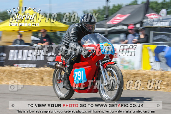 GP2508-4694-C_LOGO_ON_PHOTO