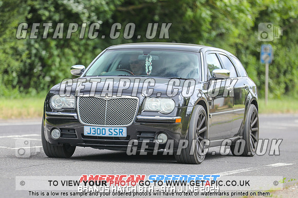 GP2406-6172-C_LOGO_ON_PHOTO