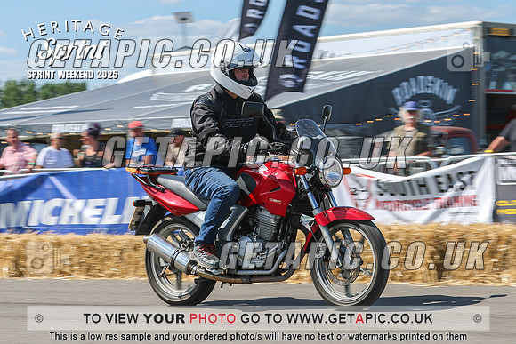 GP2508-5678-C_LOGO_ON_PHOTO