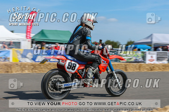 GP2508-3298-C_LOGO_ON_PHOTO