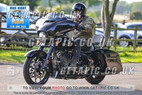 PR2506-08823_LOGO_ON_PHOTO