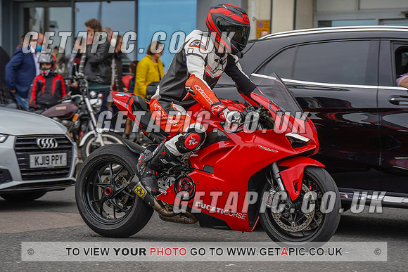 RS2205_8259