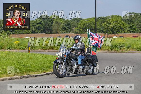 GP2405-4067_LOGO_ON_PHOTO