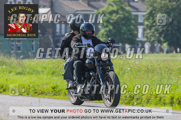 GP2405-3188-C_LOGO_ON_PHOTO