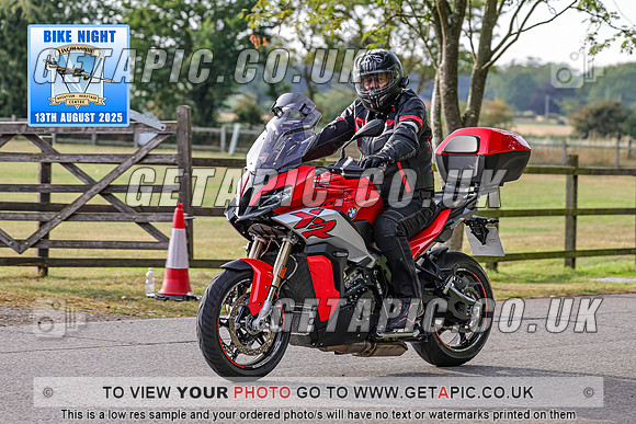 PR2508-10749_LOGO_ON_PHOTO