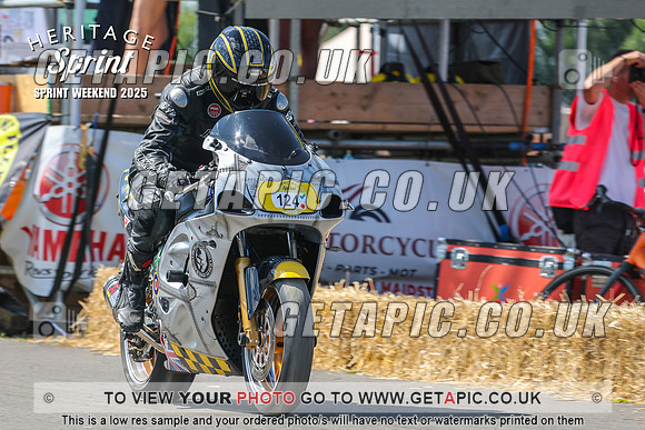 GP2508-5354-C_LOGO_ON_PHOTO