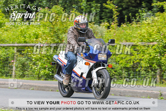 GP2406-1391-C_LOGO_ON_PHOTO