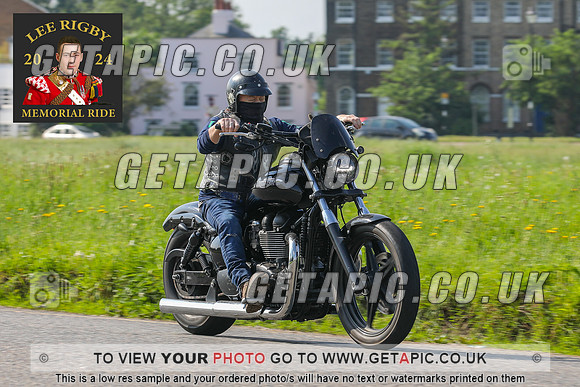 GP2405-3192-C_LOGO_ON_PHOTO