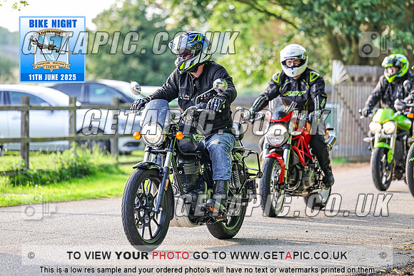 PR2506-07892_LOGO_ON_PHOTO