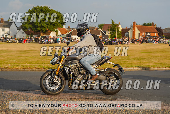 RS2207_8892