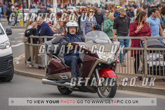 RS2205_13823
