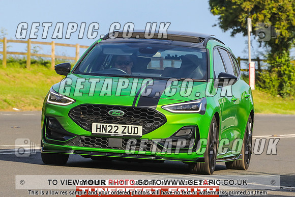 GP2406-14249-C_LOGO_ON_PHOTO