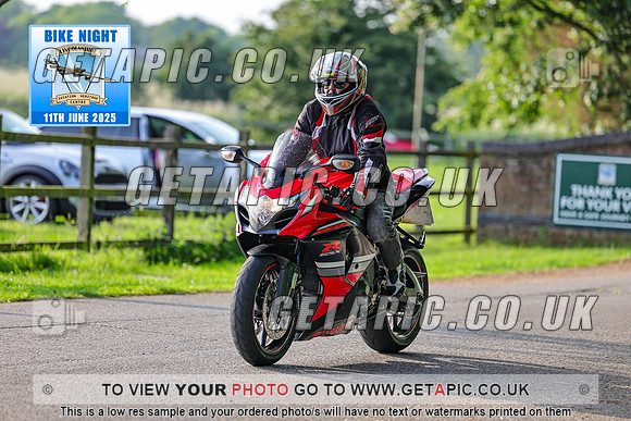 PR2506-07106_LOGO_ON_PHOTO