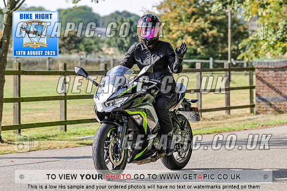 A-PR2508-06852_LOGO_ON_PHOTO