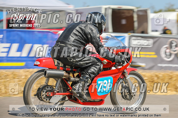 PP2508-2949-C_LOGO_ON_PHOTO
