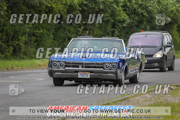 GP2406-6942_LOGO_ON_PHOTO