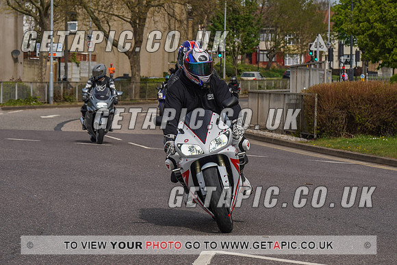 RS2204_5563