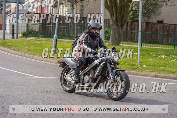RS2204_10032