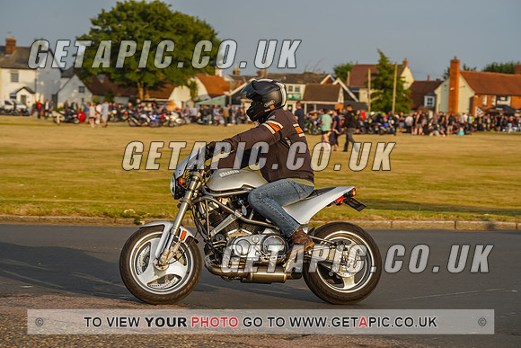 RS2207_9114