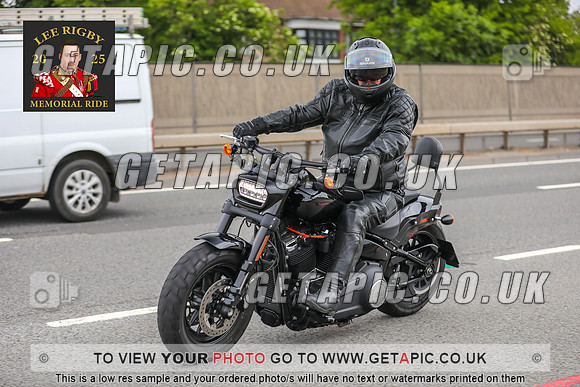 GP2505-009_LOGO_ON_PHOTO