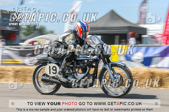 GP2508-5864_LOGO_ON_PHOTO