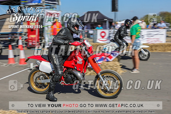 PR2408-02553-C_LOGO_ON_PHOTO