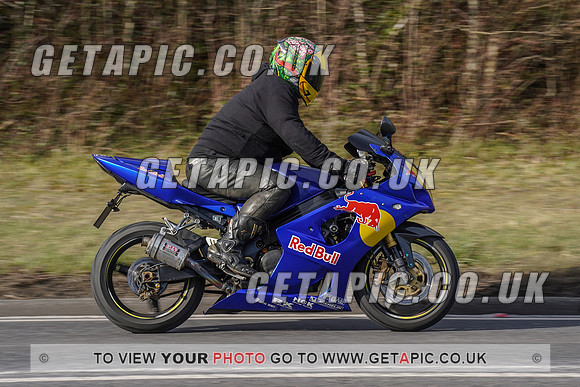 RS2202_2516