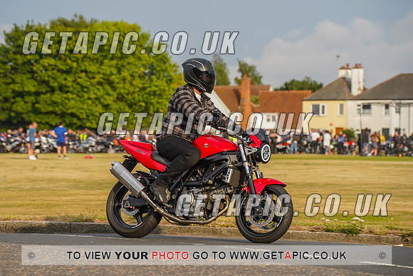 RS2207_8497