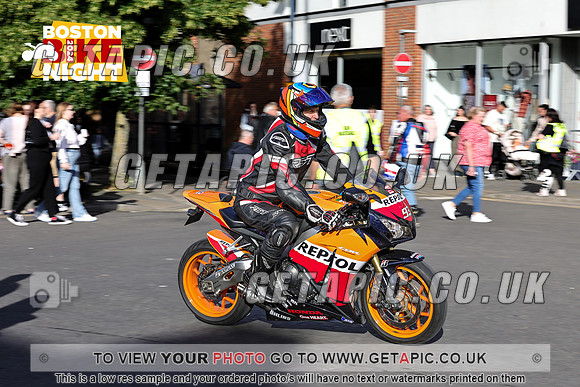 PR2407-12346_LOGO_ON_PHOTO