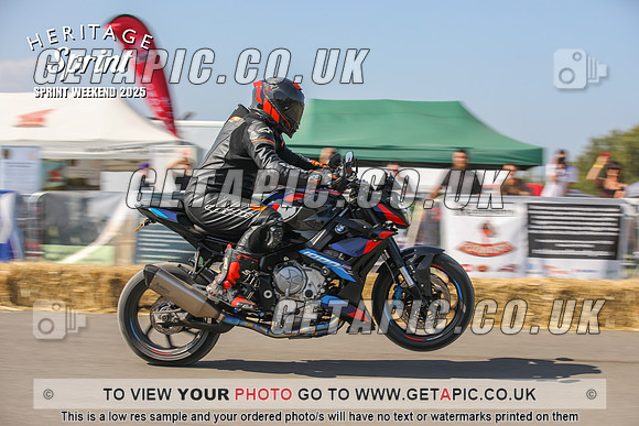PP2508-4333_LOGO_ON_PHOTO