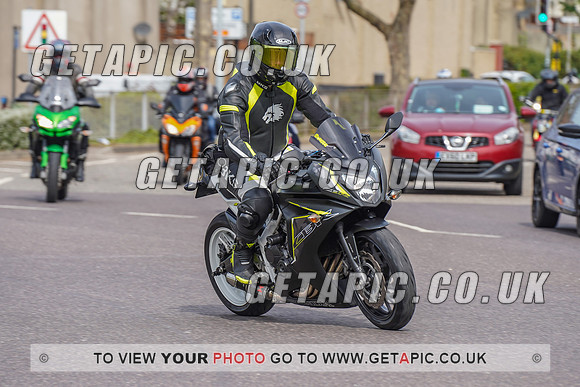 RS2204_5577