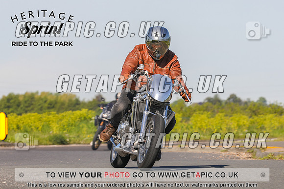 GP2405-0005-C_LOGO_ON_PHOTO