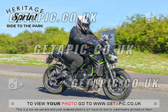 GP2405-0027-C_LOGO_ON_PHOTO