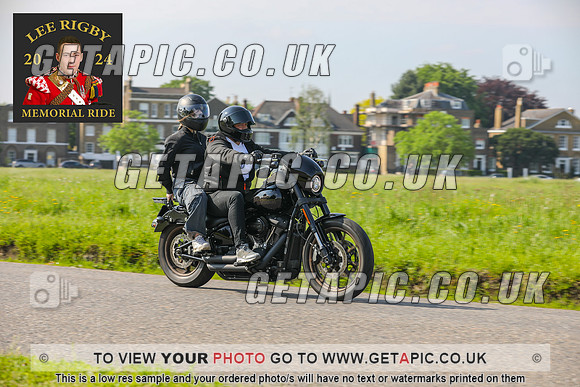GP2405-3189_LOGO_ON_PHOTO