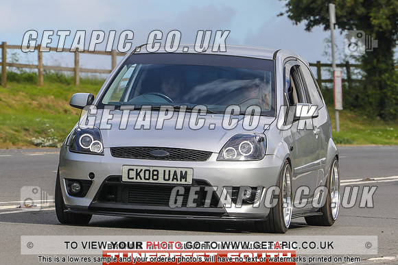 GP2406-12485-C_LOGO_ON_PHOTO