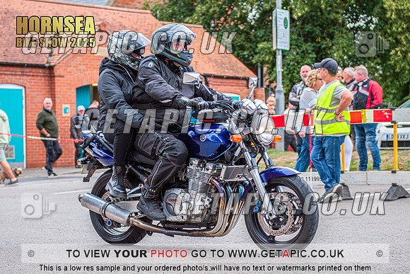 TW2508-3572_LOGO_ON_PHOTO