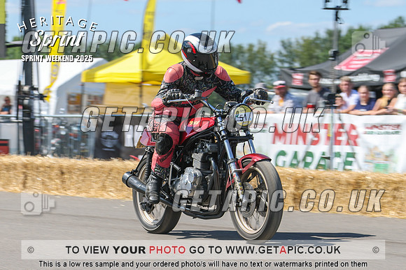 GP2508-4984-C_LOGO_ON_PHOTO