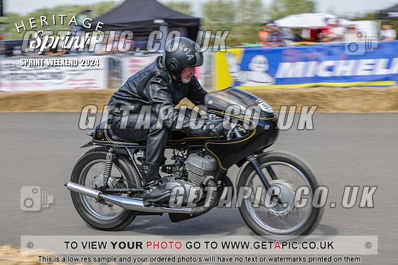 PR2408-00984-C_LOGO_ON_PHOTO