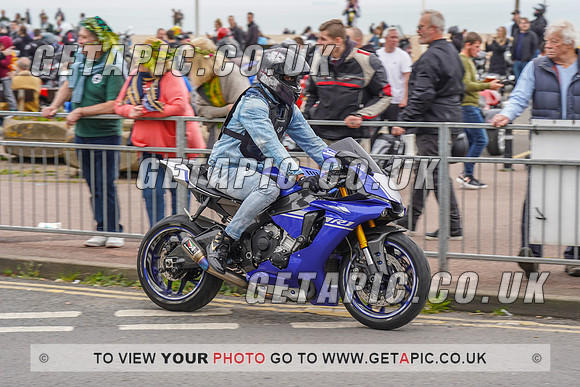 RS2205_13896