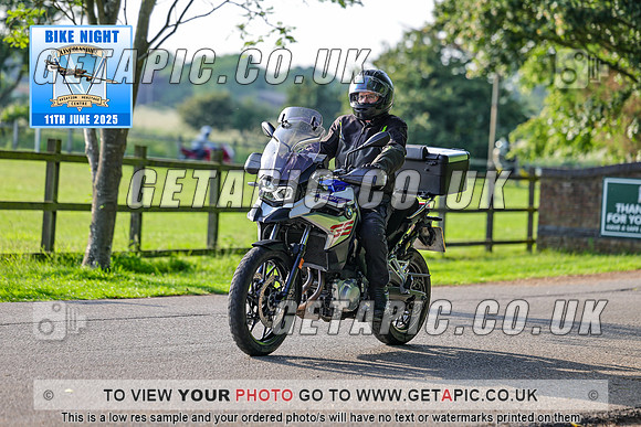 PR2506-06133_LOGO_ON_PHOTO