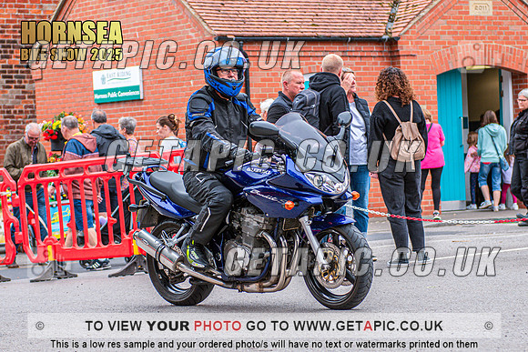 TW2508-4613_LOGO_ON_PHOTO